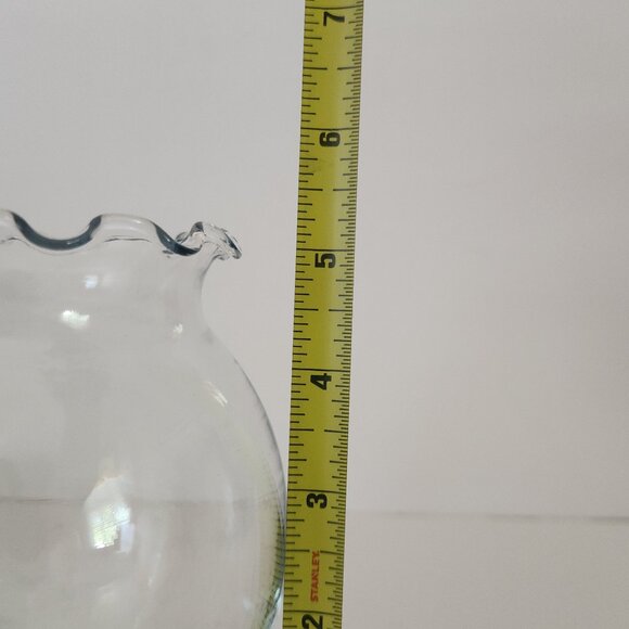 Glass Vase Small Ruffle-Neck - Picture 3 of 7